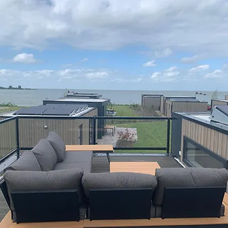 Enkhuizer Cube Elite Paradiso Mit Zaun Haus Nr 211 Feriehus Enkhuizen