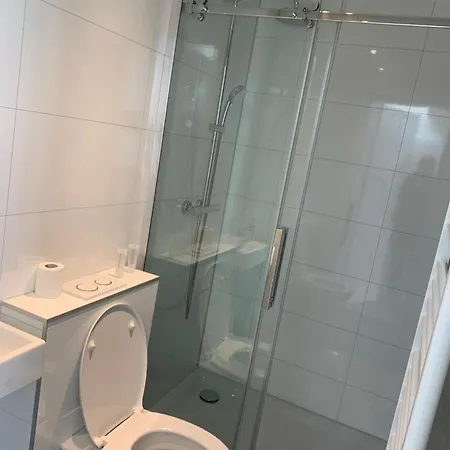 Ferienhaus Enkhuizer Cube Elite Paradiso Mit Zaun Haus Nr 211