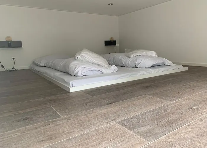 Enkhuizer Cube Elite Paradiso Mit Zaun Haus Nr 211 Hébergement de vacances